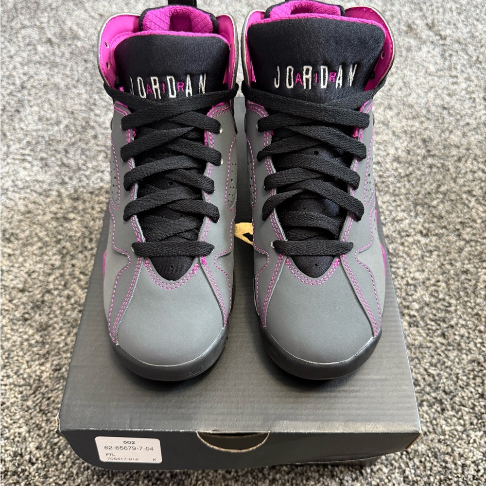 Air Jordan 7 Retro 30TH GG Sneakers in Gray and Pink